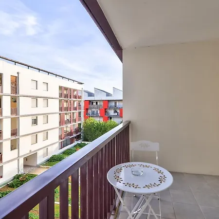 Апартаменты Lovely Flat In Тулуза