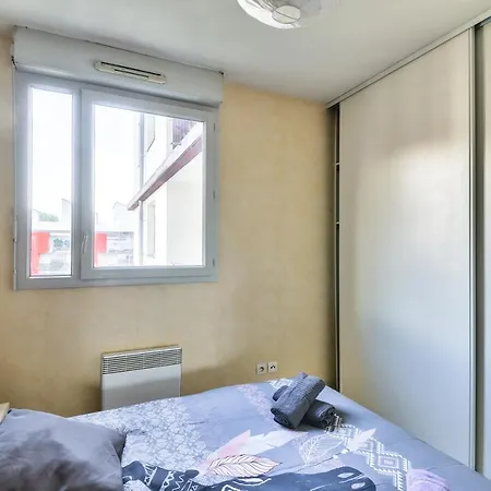 Апартаменты Lovely Flat In